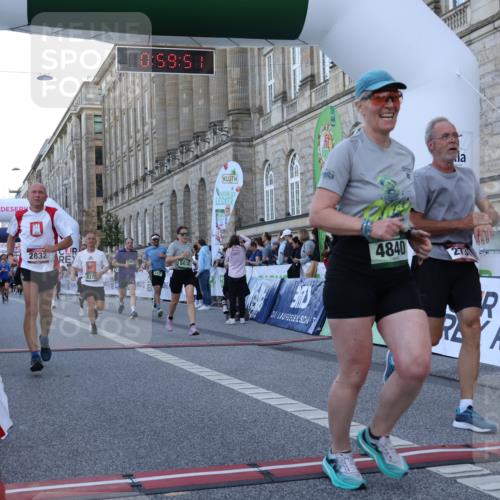 07.09.2025 - BARMER Alsterlauf Strokosch-Dieckow http://msf.ph/oto/8722478 07.09.2025 09:59:49 Ziel 2423, 2739, 2832, 3264, 3415, 3569, 3570, 4104, 4463, 4760, 4840, 4871, 5038, 5437, 5707, 8379, 8398, 8447 meine-sportfotos.de