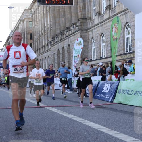07.09.2025 - BARMER Alsterlauf Strokosch-Dieckow http://msf.ph/oto/8722479 07.09.2025 09:59:50 Ziel 2423, 2739, 2832, 3264, 3283, 3437, 3438, 3569, 3570, 4104, 4463, 4760, 4840, 4871, 5038, 5437, 5707, 8379, 8398, 8447 meine-sportfotos.de