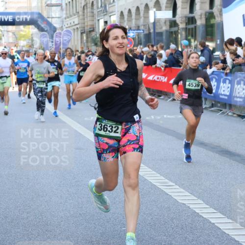 07.09.2025 - BARMER Alsterlauf Strokosch-Dieckow http://msf.ph/oto/8722496 07.09.2025 09:54:12 Ziel 2011, 2086, 2131, 2272, 2397, 2608, 2610, 2920, 3049, 3067, 3078, 3258, 4031, 4052, 4194, 4830, 4897, 5295, 5433, 5434, 5527, 6264, 6276, 8088 meine-sportfotos.de