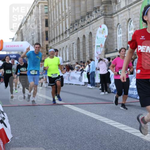 07.09.2025 - BARMER Alsterlauf Strokosch-Dieckow http://msf.ph/oto/8722498 07.09.2025 09:59:56 Ziel 2731, 2842, 3155, 3264, 3283, 3437, 3438, 3569, 3570, 3763, 4104, 4176, 4197, 4463, 4682, 4871, 5048, 5238, 5437, 5452, 5707, 6236, 8379, 8398 meine-sportfotos.de