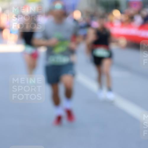 07.09.2025 - BARMER Alsterlauf Strokosch-Dieckow http://msf.ph/oto/8722508 07.09.2025 09:54:08 Ziel 2011, 2086, 2131, 2397, 2920, 3067, 3258, 4031, 4052, 4194, 4298, 4540, 4830, 4897, 5086, 5295, 6276, 8088, 8456 meine-sportfotos.de