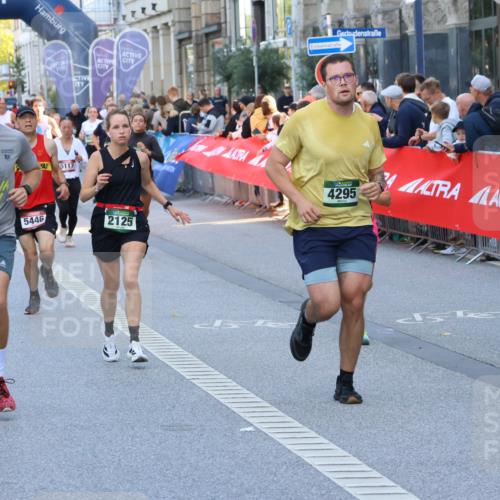 07.09.2025 - BARMER Alsterlauf Strokosch-Dieckow http://msf.ph/oto/8722523 07.09.2025 09:54:07 Ziel 2011, 2131, 2397, 2920, 3067, 3258, 3816, 4031, 4052, 4194, 4298, 4540, 4830, 4897, 5086, 5295, 6225, 6276, 8088, 8108, 8456 meine-sportfotos.de
