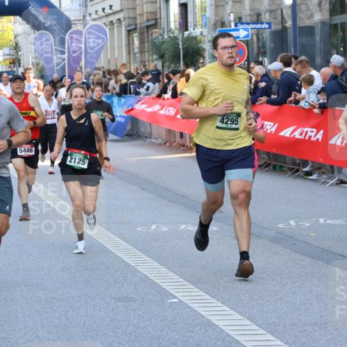 07.09.2025 - BARMER Alsterlauf Strokosch-Dieckow http://msf.ph/oto/8722530 07.09.2025 09:54:07 Ziel 2011, 2131, 2397, 2920, 3067, 3258, 3816, 4031, 4052, 4194, 4298, 4540, 4830, 4897, 5086, 5295, 6225, 6276, 8088, 8108, 8456 meine-sportfotos.de