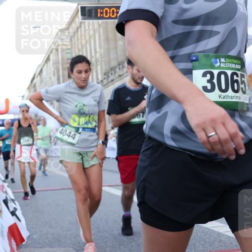 07.09.2025 - BARMER Alsterlauf Strokosch-Dieckow http://msf.ph/oto/8722584 07.09.2025 10:00:28 Ziel 2424, 2434, 2495, 3065, 3066, 3232, 3675, 3743, 4044, 4265, 4626, 4815, 4998, 5223, 5770, 5991, 6338, 8032, 8059, 8098 meine-sportfotos.de
