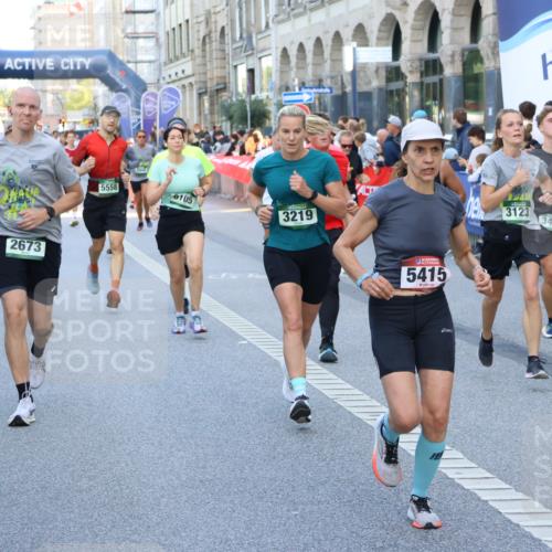 07.09.2025 - BARMER Alsterlauf Strokosch-Dieckow http://msf.ph/oto/8722592 07.09.2025 09:53:56 Ziel 2011, 2247, 2498, 3258, 3330, 3396, 3725, 3748, 3816, 4031, 4083, 4249, 4298, 4539, 4540, 4633, 5086, 5129, 5295, 5459, 5484, 5657, 5880, 6021, 6048, 6134, 6225, 6251, 6276, 8108, 8284, 8405, 8436, 8456 meine-sportfotos.de