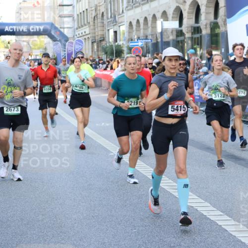 07.09.2025 - BARMER Alsterlauf Strokosch-Dieckow http://msf.ph/oto/8722602 07.09.2025 09:53:56 Ziel 2011, 2247, 2498, 3258, 3330, 3396, 3725, 3748, 3816, 4031, 4083, 4249, 4298, 4539, 4540, 4633, 5086, 5129, 5295, 5459, 5484, 5657, 5880, 6021, 6048, 6134, 6225, 6251, 6276, 8108, 8284, 8405, 8436, 8456 meine-sportfotos.de