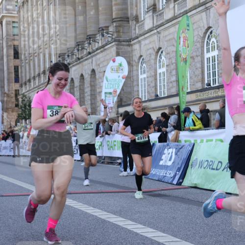 07.09.2025 - BARMER Alsterlauf Strokosch-Dieckow http://msf.ph/oto/8722638 07.09.2025 10:00:47 Ziel 1201, 2513, 3260, 3698, 3857, 3859, 3860, 4351, 4424, 4425, 4620, 4709, 4751, 4781, 4856, 4917, 5108, 5314, 5357, 5359, 5471, 5726, 5767, 5957, 6084 meine-sportfotos.de
