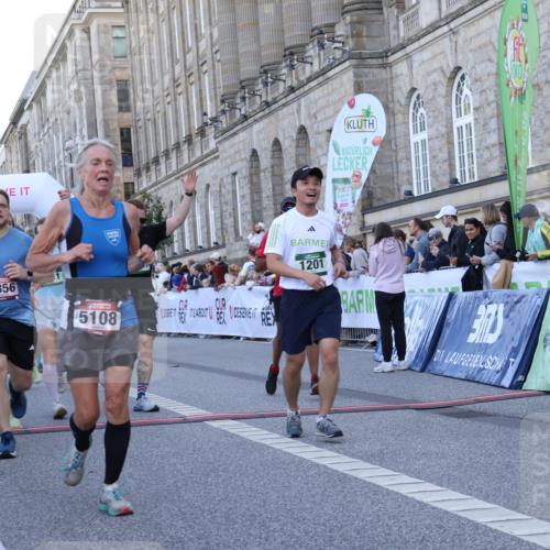 07.09.2025 - BARMER Alsterlauf Strokosch-Dieckow http://msf.ph/oto/8722645 07.09.2025 10:00:49 Ziel 1201, 2350, 2513, 3260, 3698, 3859, 3860, 4351, 4424, 4425, 4709, 4751, 4781, 4856, 4917, 5108, 5314, 5357, 5359, 5471, 5477, 5767, 5957, 6084 meine-sportfotos.de