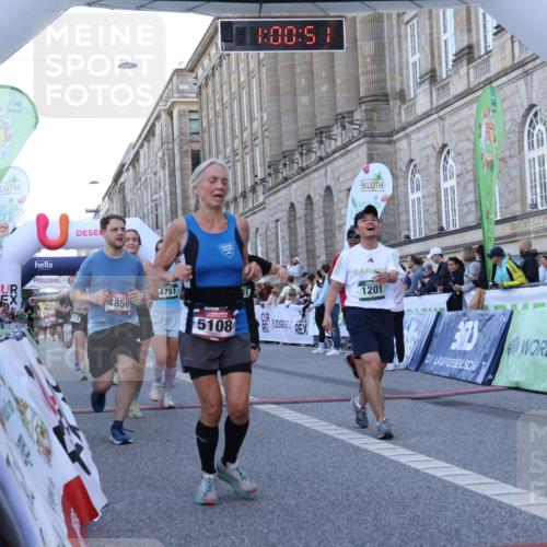 07.09.2025 - BARMER Alsterlauf Strokosch-Dieckow http://msf.ph/oto/8722647 07.09.2025 10:00:49 Ziel 1201, 2350, 2513, 3260, 3698, 3859, 3860, 4351, 4424, 4425, 4709, 4751, 4781, 4856, 4917, 5108, 5314, 5357, 5359, 5471, 5477, 5767, 5957, 6084 meine-sportfotos.de