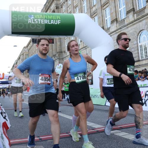 07.09.2025 - BARMER Alsterlauf Strokosch-Dieckow http://msf.ph/oto/8722656 07.09.2025 10:00:52 Ziel 1201, 2124, 2350, 2513, 3260, 3698, 4351, 4485, 4505, 4636, 4709, 4751, 4781, 4856, 4917, 4993, 5108, 5250, 5314, 5357, 5359, 5471, 5477, 5767, 5957, 6084 meine-sportfotos.de