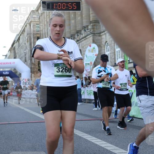 07.09.2025 - BARMER Alsterlauf Strokosch-Dieckow http://msf.ph/oto/8722657 07.09.2025 10:00:54 Ziel 2124, 2350, 2513, 3260, 3328, 3698, 4351, 4485, 4505, 4636, 4709, 4751, 4781, 4856, 4993, 5250, 5314, 5357, 5359, 5477, 5767, 5957, 6084 meine-sportfotos.de