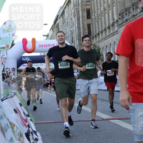 07.09.2025 - BARMER Alsterlauf Strokosch-Dieckow http://msf.ph/oto/8722664 07.09.2025 10:00:57 Ziel 2124, 2350, 3328, 3698, 4072, 4485, 4505, 4636, 4993, 5250, 5357, 5359, 5477, 5767, 5957, 6084 meine-sportfotos.de
