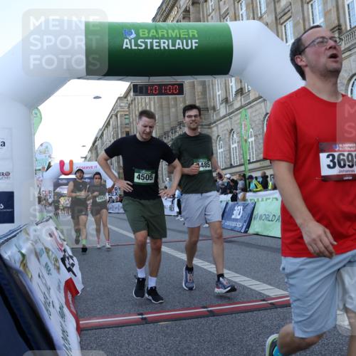 07.09.2025 - BARMER Alsterlauf Strokosch-Dieckow http://msf.ph/oto/8722670 07.09.2025 10:00:58 Ziel 2124, 2350, 3328, 4072, 4485, 4505, 4636, 4993, 5250, 5357, 5359, 5477, 5767, 5957 meine-sportfotos.de