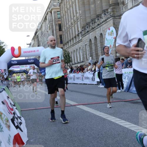 07.09.2025 - BARMER Alsterlauf Strokosch-Dieckow http://msf.ph/oto/8722701 07.09.2025 10:01:12 Ziel 2044, 2579, 2645, 3119, 3410, 3545, 3590, 3956, 4335, 4365, 4544, 4593, 4867, 5352, 6152 meine-sportfotos.de