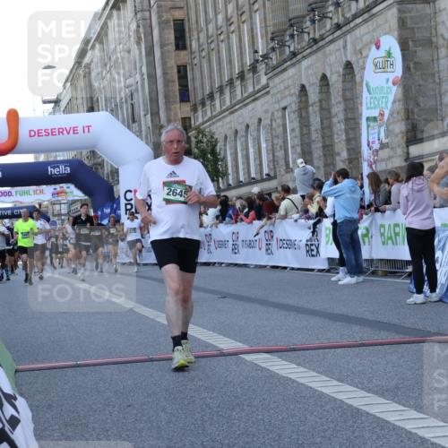 07.09.2025 - BARMER Alsterlauf Strokosch-Dieckow http://msf.ph/oto/8722711 07.09.2025 10:01:15 Ziel 2517, 2579, 2645, 3119, 3410, 3590, 3803, 4147, 4335, 5337, 5352, 6152, 6211, 8090, 8155, 8156 meine-sportfotos.de