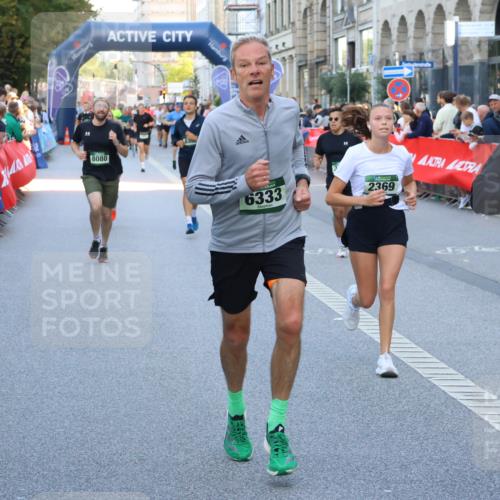 07.09.2025 - BARMER Alsterlauf Strokosch-Dieckow http://msf.ph/oto/8722719 07.09.2025 09:53:37 Ziel 2075, 2125, 2521, 2695, 2801, 3123, 3474, 3632, 3948, 4211, 4267, 4295, 4337, 4539, 4820, 4981, 5117, 5367, 5446, 5484, 5516, 5558, 5933, 5954, 6105, 8146, 8251, 8284, 8461 meine-sportfotos.de