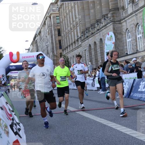 07.09.2025 - BARMER Alsterlauf Strokosch-Dieckow http://msf.ph/oto/8722727 07.09.2025 10:01:21 Ziel 2074, 2517, 3033, 3119, 3300, 3558, 3803, 4147, 4317, 4529, 4660, 5122, 5337, 5353, 5517, 6211, 8090, 8155, 8156 meine-sportfotos.de