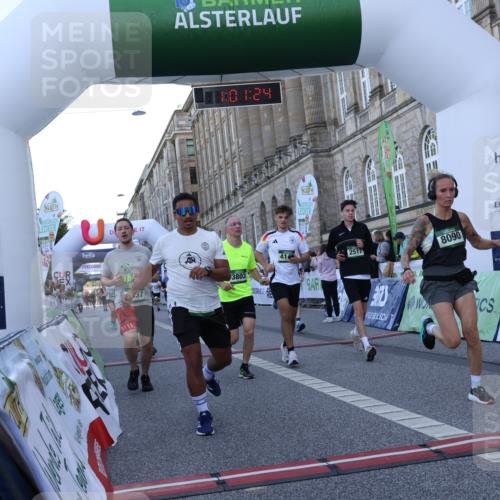 07.09.2025 - BARMER Alsterlauf Strokosch-Dieckow http://msf.ph/oto/8722730 07.09.2025 10:01:22 Ziel 2074, 2517, 3033, 3119, 3300, 3558, 3803, 4147, 4317, 4529, 4660, 5122, 5337, 5353, 5517, 6136, 6211, 8090, 8155, 8156 meine-sportfotos.de