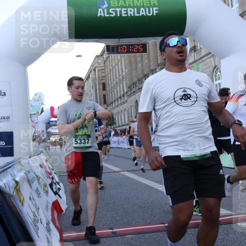 07.09.2025 - BARMER Alsterlauf Strokosch-Dieckow http://msf.ph/oto/8722734 07.09.2025 10:01:24 Ziel 2074, 2517, 3033, 3300, 3558, 3803, 3834, 4147, 4317, 4529, 4660, 4928, 5122, 5337, 5353, 5517, 5918, 6136, 6211, 8090, 8155, 8156, 8283 meine-sportfotos.de