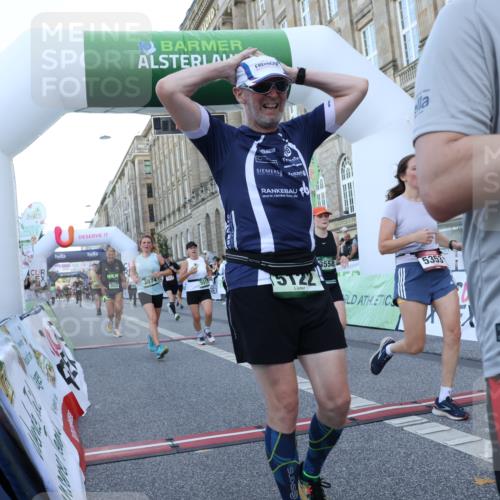 07.09.2025 - BARMER Alsterlauf Strokosch-Dieckow http://msf.ph/oto/8722738 07.09.2025 10:01:26 Ziel 2074, 2517, 3033, 3300, 3558, 3803, 3834, 4147, 4317, 4529, 4660, 4928, 5122, 5204, 5337, 5353, 5517, 5918, 6136, 6211, 8090, 8156, 8283 meine-sportfotos.de