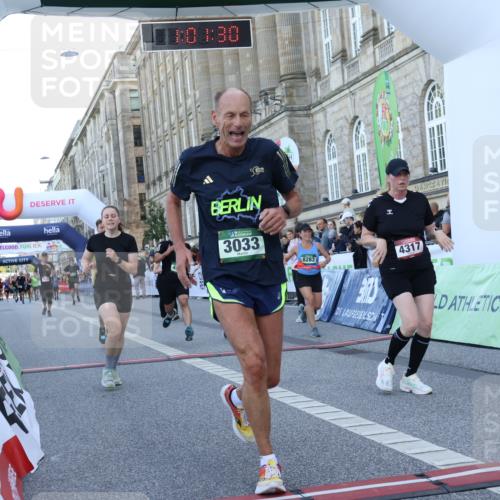 07.09.2025 - BARMER Alsterlauf Strokosch-Dieckow http://msf.ph/oto/8722746 07.09.2025 10:01:28 Ziel 2074, 3018, 3033, 3300, 3558, 3834, 4317, 4529, 4660, 4928, 5122, 5204, 5353, 5517, 5918, 6136, 8283, 8308 meine-sportfotos.de