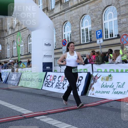 07.09.2025 - BARMER Alsterlauf Strokosch-Dieckow http://msf.ph/oto/8722755 07.09.2025 10:01:33 Ziel 3018, 3834, 4317, 4928, 5204, 5918, 6136, 8283, 8308 meine-sportfotos.de
