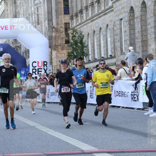 07.09.2025 - BARMER Alsterlauf Strokosch-Dieckow http://msf.ph/oto/8722765 07.09.2025 10:01:38 Ziel 2351, 2602, 3018, 3060, 3695, 4190, 4721, 4902, 4903, 8308, 8402 meine-sportfotos.de