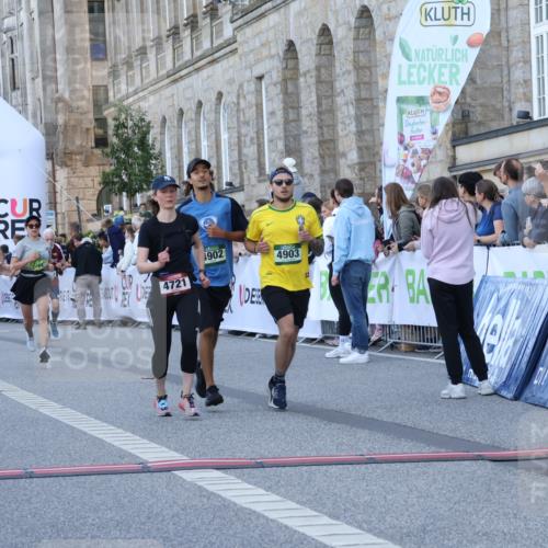 07.09.2025 - BARMER Alsterlauf Strokosch-Dieckow http://msf.ph/oto/8722766 07.09.2025 10:01:39 Ziel 2351, 2425, 2602, 3018, 3060, 3695, 4190, 4721, 4831, 4902, 4903, 8057, 8308, 8402 meine-sportfotos.de