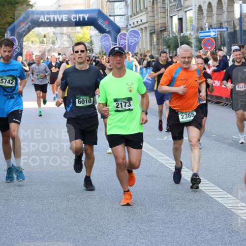 07.09.2025 - BARMER Alsterlauf Strokosch-Dieckow http://msf.ph/oto/8722768 07.09.2025 09:53:31 Ziel 2075, 2125, 2521, 2673, 2695, 2789, 2801, 3123, 3219, 3474, 3632, 3948, 4211, 4267, 4295, 4337, 4820, 4981, 5194, 5367, 5415, 5558, 5933, 5954, 6105, 8146, 8251, 8461 meine-sportfotos.de