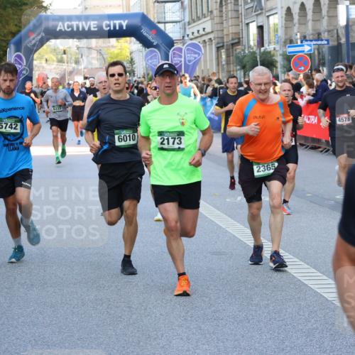 07.09.2025 - BARMER Alsterlauf Strokosch-Dieckow http://msf.ph/oto/8722771 07.09.2025 09:53:31 Ziel 2075, 2125, 2521, 2673, 2695, 2789, 2801, 3123, 3219, 3474, 3632, 3948, 4211, 4267, 4295, 4337, 4820, 4981, 5194, 5367, 5415, 5558, 5933, 5954, 6105, 8146, 8251, 8461 meine-sportfotos.de