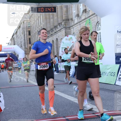 07.09.2025 - BARMER Alsterlauf Strokosch-Dieckow http://msf.ph/oto/8722783 07.09.2025 10:01:46 Ziel 1007, 2351, 2425, 2602, 2931, 3060, 3695, 4190, 4721, 4831, 4875, 4902, 4903, 4938, 5000, 5289, 5411, 6097, 6261, 8057, 8402 meine-sportfotos.de