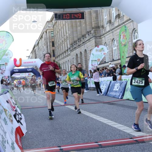 07.09.2025 - BARMER Alsterlauf Strokosch-Dieckow http://msf.ph/oto/8722789 07.09.2025 10:01:47 Ziel 1007, 2425, 2602, 2931, 3060, 3214, 3215, 3695, 4139, 4190, 4831, 4875, 4938, 5000, 5289, 5411, 6097, 6243, 6261, 8057, 8402 meine-sportfotos.de