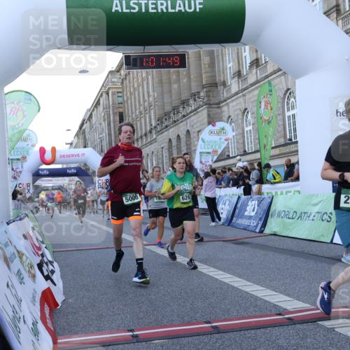 07.09.2025 - BARMER Alsterlauf Strokosch-Dieckow http://msf.ph/oto/8722791 07.09.2025 10:01:48 Ziel 1007, 2425, 2602, 2931, 3060, 3214, 3215, 3695, 4139, 4190, 4831, 4875, 4938, 4976, 5000, 5220, 5289, 5411, 6097, 6243, 6261, 8057, 8402 meine-sportfotos.de
