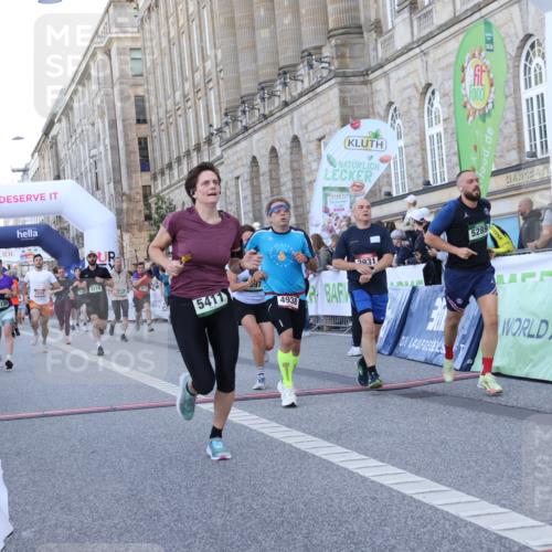 07.09.2025 - BARMER Alsterlauf Strokosch-Dieckow http://msf.ph/oto/8722800 07.09.2025 10:01:51 Ziel 1007, 2425, 2463, 2931, 3008, 3214, 3215, 3684, 4139, 4705, 4831, 4875, 4938, 4976, 5000, 5220, 5289, 5411, 6076, 6097, 6243, 6261, 8057 meine-sportfotos.de