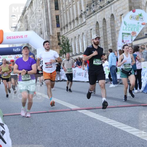 07.09.2025 - BARMER Alsterlauf Strokosch-Dieckow http://msf.ph/oto/8722807 07.09.2025 10:01:53 Ziel 1007, 2463, 2553, 2798, 2874, 2931, 3008, 3214, 3215, 3684, 4139, 4705, 4875, 4938, 4976, 5220, 5289, 5411, 6060, 6076, 6097, 6243 meine-sportfotos.de