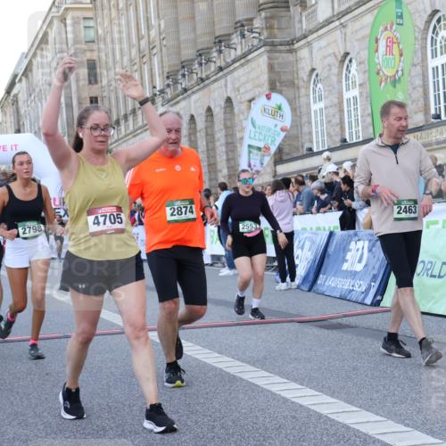 07.09.2025 - BARMER Alsterlauf Strokosch-Dieckow http://msf.ph/oto/8722820 07.09.2025 10:01:59 Ziel 2100, 2463, 2471, 2553, 2756, 2798, 2874, 3008, 3214, 3215, 3628, 3684, 4139, 4705, 4976, 5064, 5107, 5220, 5655, 6060, 6076, 6243, 8295 meine-sportfotos.de