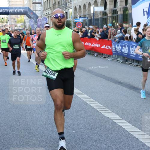 07.09.2025 - BARMER Alsterlauf Strokosch-Dieckow http://msf.ph/oto/8722824 07.09.2025 09:53:27 Ziel 2075, 2421, 2521, 2673, 2695, 2789, 2801, 3123, 3219, 3474, 3948, 4211, 4820, 4981, 5194, 5253, 5367, 5415, 5553, 5558, 5933, 6105, 8146, 8251, 8461 meine-sportfotos.de