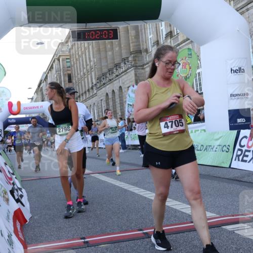 07.09.2025 - BARMER Alsterlauf Strokosch-Dieckow http://msf.ph/oto/8722825 07.09.2025 10:02:02 Ziel 2100, 2463, 2471, 2553, 2756, 2798, 2874, 3628, 3684, 4705, 5012, 5013, 5064, 5107, 5306, 5655, 5849, 6060, 6076, 8208, 8295 meine-sportfotos.de