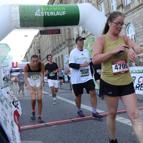 07.09.2025 - BARMER Alsterlauf Strokosch-Dieckow http://msf.ph/oto/8722828 07.09.2025 10:02:03 Ziel 2100, 2471, 2553, 2756, 2798, 2874, 2917, 3628, 3824, 5012, 5013, 5064, 5107, 5170, 5306, 5655, 5849, 6060, 8208, 8295 meine-sportfotos.de