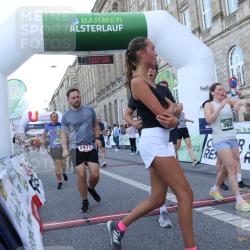 07.09.2025 - BARMER Alsterlauf Strokosch-Dieckow http://msf.ph/oto/8722832 07.09.2025 10:02:04 Ziel 2100, 2471, 2553, 2624, 2756, 2798, 2843, 2874, 2917, 3628, 3824, 5012, 5013, 5064, 5107, 5170, 5306, 5655, 5849, 6060, 8208, 8295 meine-sportfotos.de