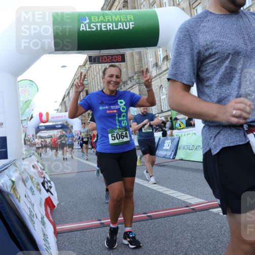 07.09.2025 - BARMER Alsterlauf Strokosch-Dieckow http://msf.ph/oto/8722838 07.09.2025 10:02:06 Ziel 2100, 2471, 2624, 2756, 2843, 2917, 3360, 3628, 3824, 5012, 5013, 5064, 5107, 5170, 5306, 5514, 5655, 5849, 8208, 8295 meine-sportfotos.de