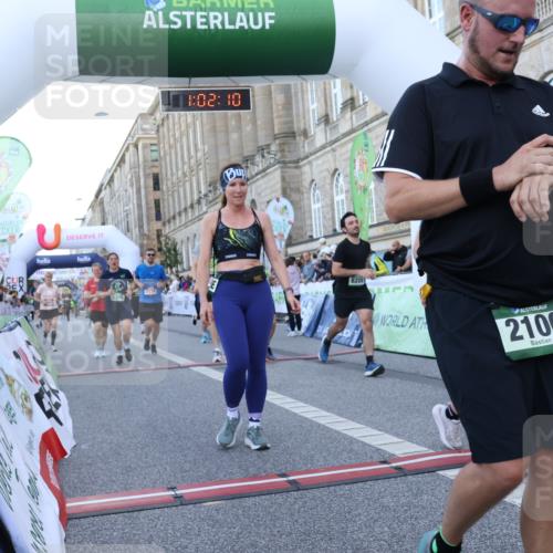 07.09.2025 - BARMER Alsterlauf Strokosch-Dieckow http://msf.ph/oto/8722844 07.09.2025 10:02:09 Ziel 2100, 2405, 2624, 2756, 2843, 2863, 2917, 3171, 3360, 3824, 3910, 5012, 5013, 5064, 5170, 5306, 5508, 5514, 5639, 5655, 5849, 8208 meine-sportfotos.de