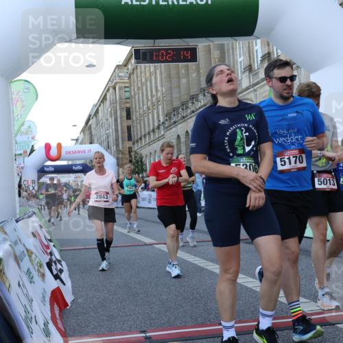 07.09.2025 - BARMER Alsterlauf Strokosch-Dieckow http://msf.ph/oto/8722851 07.09.2025 10:02:12 Ziel 2405, 2624, 2843, 2863, 2917, 3171, 3270, 3360, 3738, 3824, 3910, 4258, 5012, 5013, 5170, 5306, 5508, 5514, 5639, 5849, 8047, 8208 meine-sportfotos.de