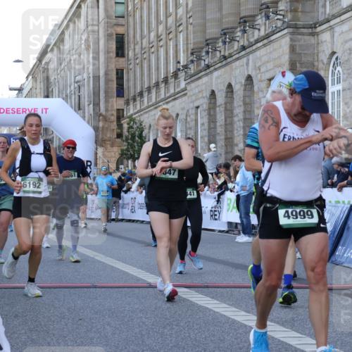 07.09.2025 - BARMER Alsterlauf Strokosch-Dieckow http://msf.ph/oto/8722879 07.09.2025 10:02:24 Ziel 2749, 2774, 3270, 3282, 3659, 3738, 4107, 4361, 4399, 4707, 4708, 4837, 4847, 4991, 4999, 5056, 5279, 5611, 5852, 6182, 6192, 6220, 6325, 8035, 8441 meine-sportfotos.de