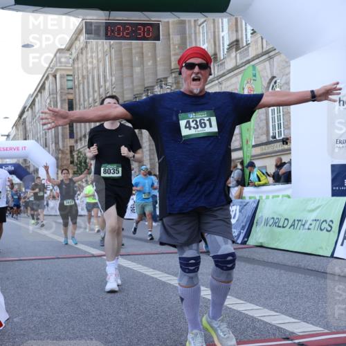 07.09.2025 - BARMER Alsterlauf Strokosch-Dieckow http://msf.ph/oto/8722888 07.09.2025 10:02:28 Ziel 2522, 2675, 2774, 3282, 3524, 3659, 3762, 4361, 4399, 4707, 4708, 4847, 4991, 4999, 5056, 5093, 5181, 5611, 5852, 6192, 8035, 8261, 8441 meine-sportfotos.de