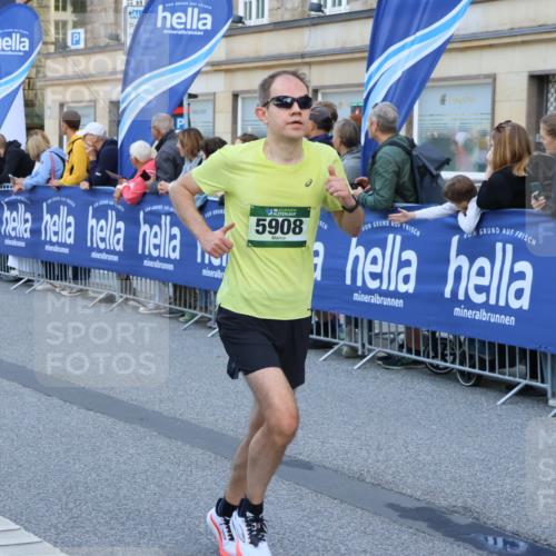 07.09.2025 - BARMER Alsterlauf Strokosch-Dieckow http://msf.ph/oto/8722906 07.09.2025 09:53:15 Ziel 2032, 2369, 2390, 2421, 2673, 3421, 3589, 3705, 4339, 4578, 4625, 4834, 5194, 5253, 5415, 5553, 5603, 5686, 5694, 6010, 6333, 8268 meine-sportfotos.de
