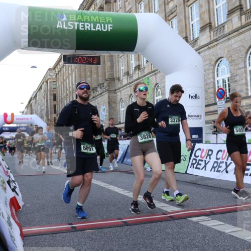 07.09.2025 - BARMER Alsterlauf Strokosch-Dieckow http://msf.ph/oto/8722927 07.09.2025 10:02:41 Ziel 2217, 2274, 2346, 2347, 2667, 2726, 2766, 2902, 2952, 3226, 3375, 3431, 3498, 3747, 3826, 3937, 4027, 4170, 4232, 4266, 4557, 4861, 5312, 5512, 5774, 5857, 5891, 6058, 6091, 6155, 8010, 8215, 8294, 8429 meine-sportfotos.de