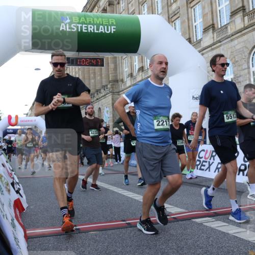 07.09.2025 - BARMER Alsterlauf Strokosch-Dieckow http://msf.ph/oto/8722939 07.09.2025 10:02:45 Ziel 2036, 2217, 2273, 2274, 2346, 2347, 2589, 2595, 2623, 2726, 2885, 2902, 2952, 3226, 3431, 3747, 3826, 3937, 4027, 4170, 4232, 4266, 4454, 4557, 4823, 4861, 5512, 5556, 5857, 5859, 5891, 6091, 6147, 6155, 8010, 8429 meine-sportfotos.de