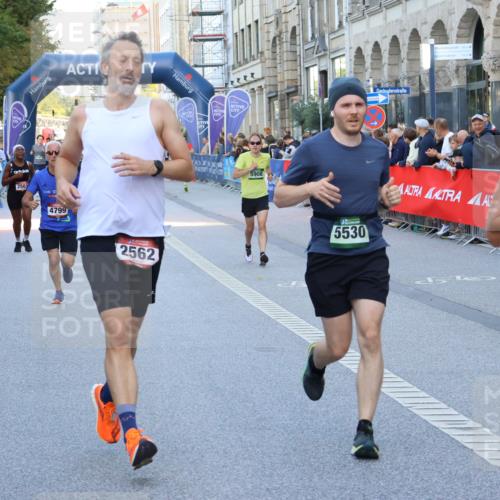 07.09.2025 - BARMER Alsterlauf Strokosch-Dieckow http://msf.ph/oto/8722948 07.09.2025 09:53:09 Ziel 2028, 2032, 2173, 2229, 2365, 2369, 2390, 2454, 3421, 3589, 3705, 4078, 4339, 4578, 4625, 4834, 4889, 5002, 5218, 5553, 5603, 5686, 5694, 5701, 5742, 6010, 6333, 8268 meine-sportfotos.de