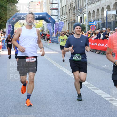 07.09.2025 - BARMER Alsterlauf Strokosch-Dieckow http://msf.ph/oto/8722961 07.09.2025 09:53:08 Ziel 2028, 2032, 2173, 2229, 2365, 2369, 2390, 2454, 3421, 3589, 3705, 4078, 4339, 4504, 4578, 4625, 4834, 4889, 5002, 5218, 5553, 5603, 5686, 5694, 5701, 5742, 6010, 6333, 8268 meine-sportfotos.de